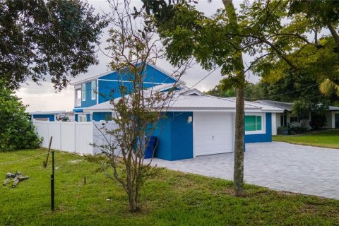 Casa en venta en Daytona Beach, Florida, 3 dormitorios, 221.48 m2 № 1912594 - foto 6