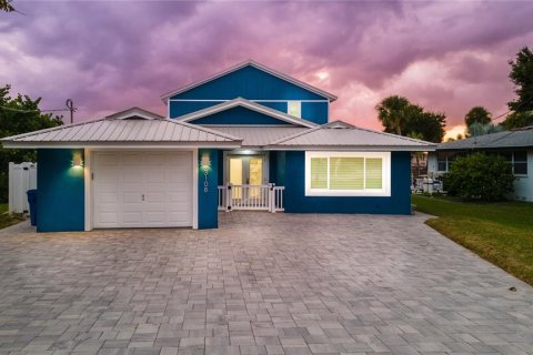 Casa en venta en Daytona Beach, Florida, 3 dormitorios, 221.48 m2 № 1912594 - foto 4