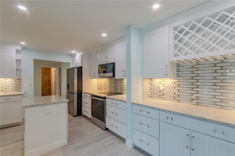 Casa en venta en Daytona Beach, Florida, 3 dormitorios, 221.48 m2 № 1912594 - foto 25