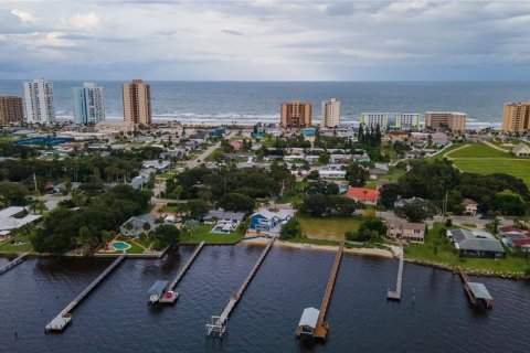 Casa en venta en Daytona Beach, Florida, 3 dormitorios, 221.48 m2 № 1912594 - foto 15
