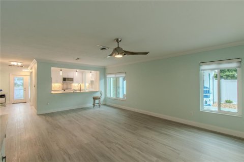 Casa en venta en Daytona Beach, Florida, 3 dormitorios, 221.48 m2 № 1912594 - foto 21