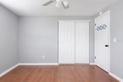 House in Largo, Florida 3 bedrooms, 104.24 sq.m. № 1802276 - photo 18
