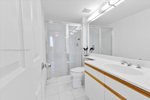 Condominio en venta en Aventura, Florida, 3 dormitorios, 159.23 m2 № 1940229 - foto 22