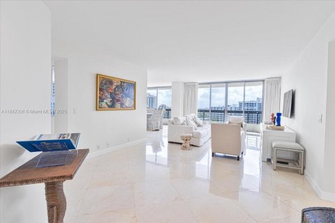 Condominio en venta en Aventura, Florida, 3 dormitorios, 159.23 m2 № 1940229 - foto 7