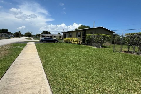Villa ou maison à vendre à Miami, Floride: 3 chambres, 94.76 m2 № 1877702 - photo 3
