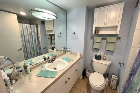 Condominio en venta en Clearwater, Florida, 1 dormitorio, 72 m2 № 1581864 - foto 20