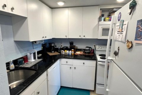 Condominio en venta en Clearwater, Florida, 1 dormitorio, 72 m2 № 1581864 - foto 17