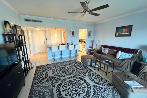 Condominio en venta en Clearwater, Florida, 1 dormitorio, 72 m2 № 1581864 - foto 13
