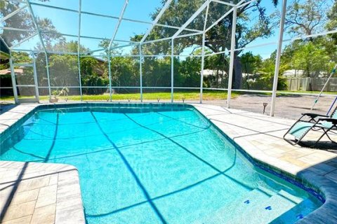 Villa ou maison à vendre à Clearwater, Floride: 5 chambres, 432.09 m2 № 1880980 - photo 2