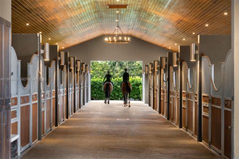 Immobilier commercial à vendre à Davie, Floride № 2044051 - photo 18