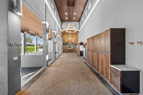 Immobilier commercial à vendre à Davie, Floride № 2044051 - photo 14