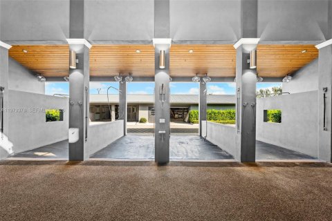 Immobilier commercial à vendre à Davie, Floride № 2044051 - photo 15