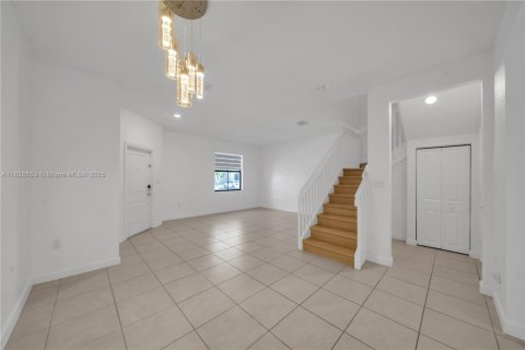 House in Homestead, Florida 3 bedrooms, 149.76 sq.m. № 1827527 - photo 8