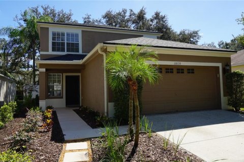 Villa ou maison à louer à Tampa, Floride: 4 chambres, 164.25 m2 № 2433631 - photo 2