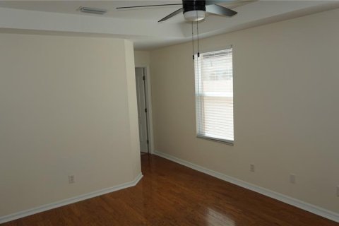Villa ou maison à louer à Tampa, Floride: 4 chambres, 164.25 m2 № 2433631 - photo 16