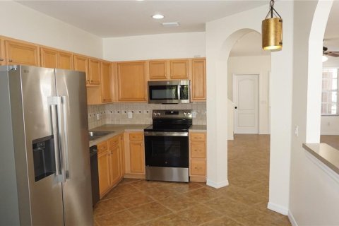 Villa ou maison à louer à Tampa, Floride: 4 chambres, 164.25 m2 № 2433631 - photo 11