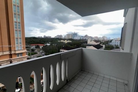 Condo in Coral Gables, Florida, 2 bedrooms  № 2003364 - photo 22