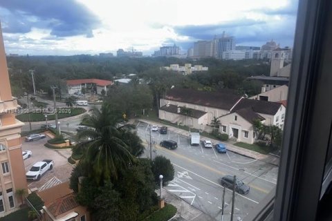 Condo in Coral Gables, Florida, 2 bedrooms  № 2003364 - photo 19