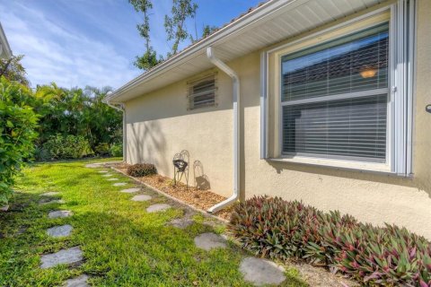 House in Englewood, Florida 2 bedrooms, 148.09 sq.m. № 996547 - photo 29