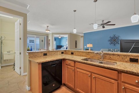 House in Englewood, Florida 2 bedrooms, 148.09 sq.m. № 996547 - photo 12