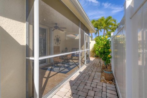 House in Englewood, Florida 2 bedrooms, 148.09 sq.m. № 996547 - photo 28