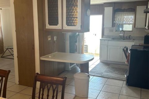 House in Clearwater, Florida 2 bedrooms, 98.1 sq.m. № 2099209 - photo 12
