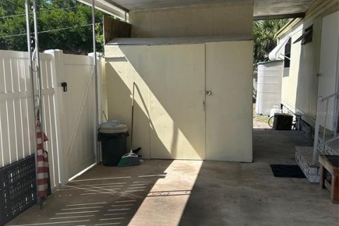 House in Clearwater, Florida 2 bedrooms, 98.1 sq.m. № 2099209 - photo 15
