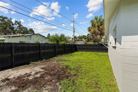 Casa en venta en Saint Petersburg, Florida, 3 dormitorios, 101.36 m2 № 1884626 - foto 27