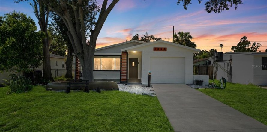 Casa en Saint Petersburg, Florida 3 dormitorios, 101.36 m2 № 1884626