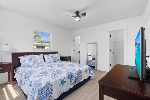 Casa en venta en Saint Petersburg, Florida, 3 dormitorios, 101.36 m2 № 1884626 - foto 12