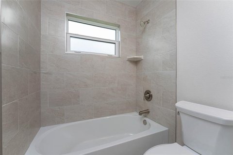 Casa en venta en North Port, Florida, 3 dormitorios, 133.5 m2 № 1835490 - foto 27