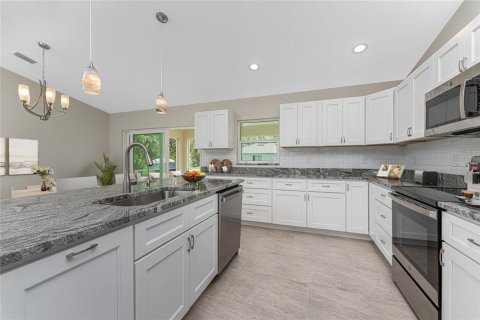 Casa en venta en North Port, Florida, 3 dormitorios, 133.5 m2 № 1835490 - foto 11