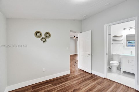 Купить виллу или дом в Форт-Лодердейл, Флорида 4 спальни, 81.29м2, № 2044999 - фото 18