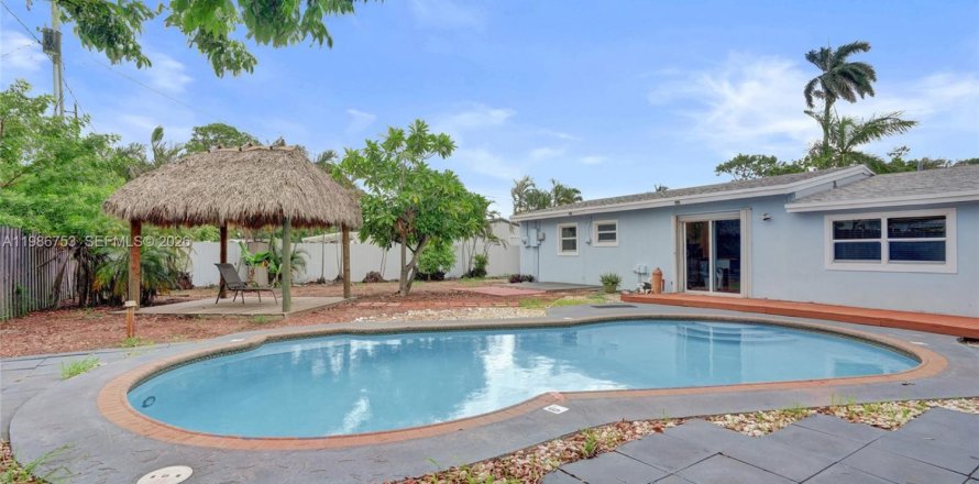 Дом в Форт-Лодердейл, Флорида 4 спальни, 81.29м2 № 2044999