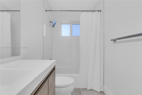 Снять в аренду виллу или дом в Пайнкрест, Флорида 4 спальни, 168.9м2, № 1998450 - фото 28