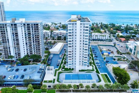 Condo in Fort Lauderdale, Florida, 2 bedrooms № 2037808