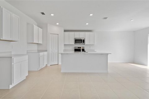 Casa en venta en Eustis, Florida, 4 dormitorios, 169.45 m2 № 2385692 - foto 15