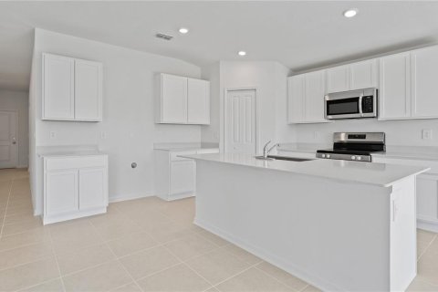 Casa en venta en Eustis, Florida, 4 dormitorios, 169.45 m2 № 2385692 - foto 7