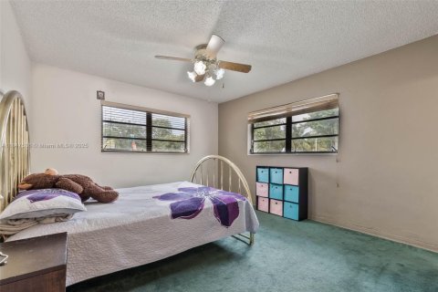 Casa en venta en Miami, Florida, 2 dormitorios, 118.36 m2 № 1848278 - foto 12