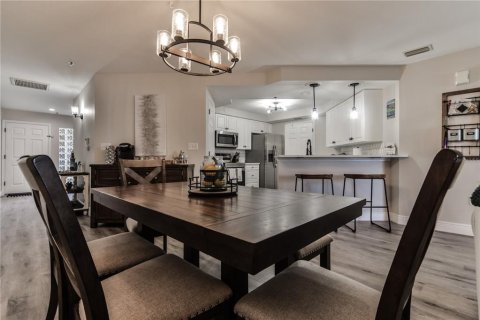 Copropriété à louer à New Smyrna Beach, Floride: 2 chambres, 129.04 m2 № 2403519 - photo 12