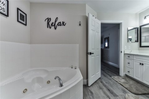 Copropriété à louer à New Smyrna Beach, Floride: 2 chambres, 129.04 m2 № 2403519 - photo 27