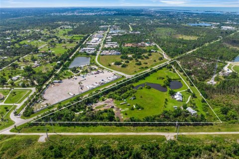 Land in Englewood, Florida № 1525243 - photo 1