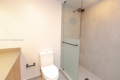 Copropriété à louer à Miami, Floride: 1 chambre, 61.22 m2 № 2046924 - photo 12