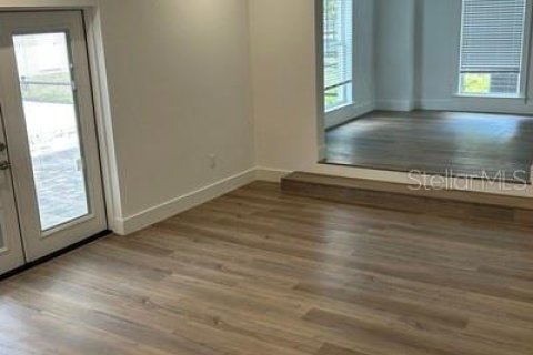 Villa ou maison à louer à Ocala, Floride: 5 chambres, 250.84 m2 № 2229690 - photo 5