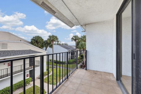 Copropriété à louer à West Palm Beach, Floride: 2 chambres, 67.63 m2 № 2387760 - photo 18