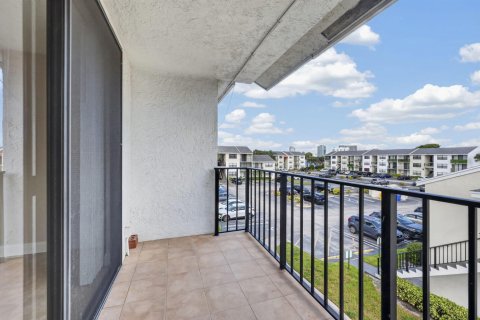 Copropriété à louer à West Palm Beach, Floride: 2 chambres, 67.63 m2 № 2387760 - photo 17