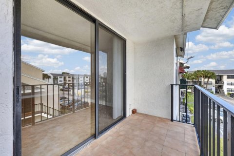 Copropriété à louer à West Palm Beach, Floride: 2 chambres, 67.63 m2 № 2387760 - photo 19