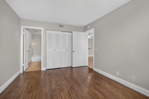 Copropriété à louer à West Palm Beach, Floride: 2 chambres, 67.63 m2 № 2387760 - photo 29