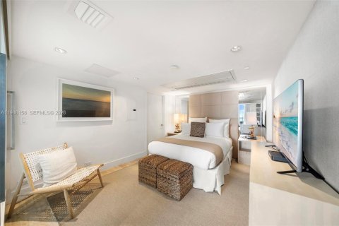 Condo in Miami Beach, Florida, 3 bedrooms  № 2052693 - photo 12