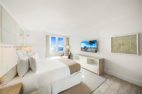 Condo in Miami Beach, Florida, 3 bedrooms  № 2052693 - photo 13